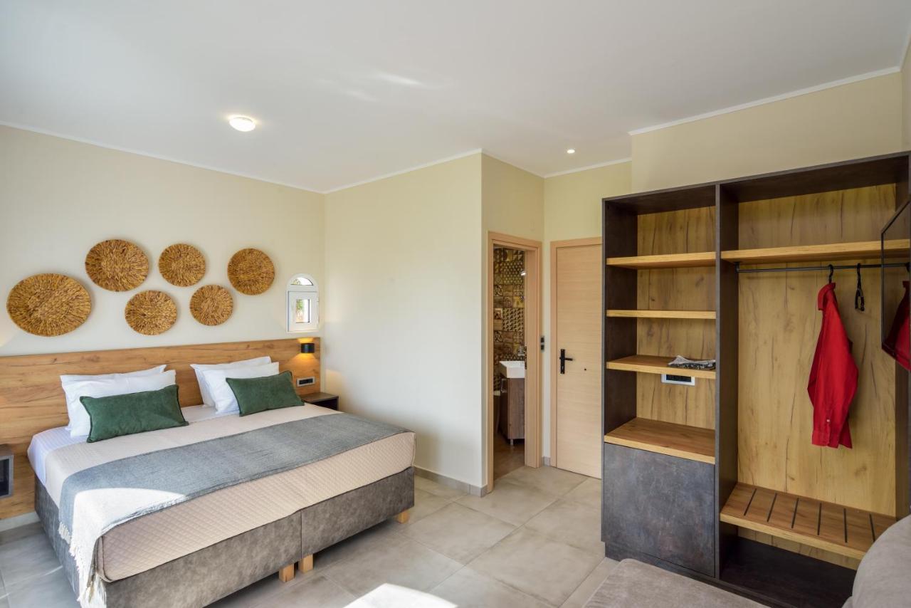 Ilingas Mare Aparthotel Khóra Sfakíon Buitenkant foto