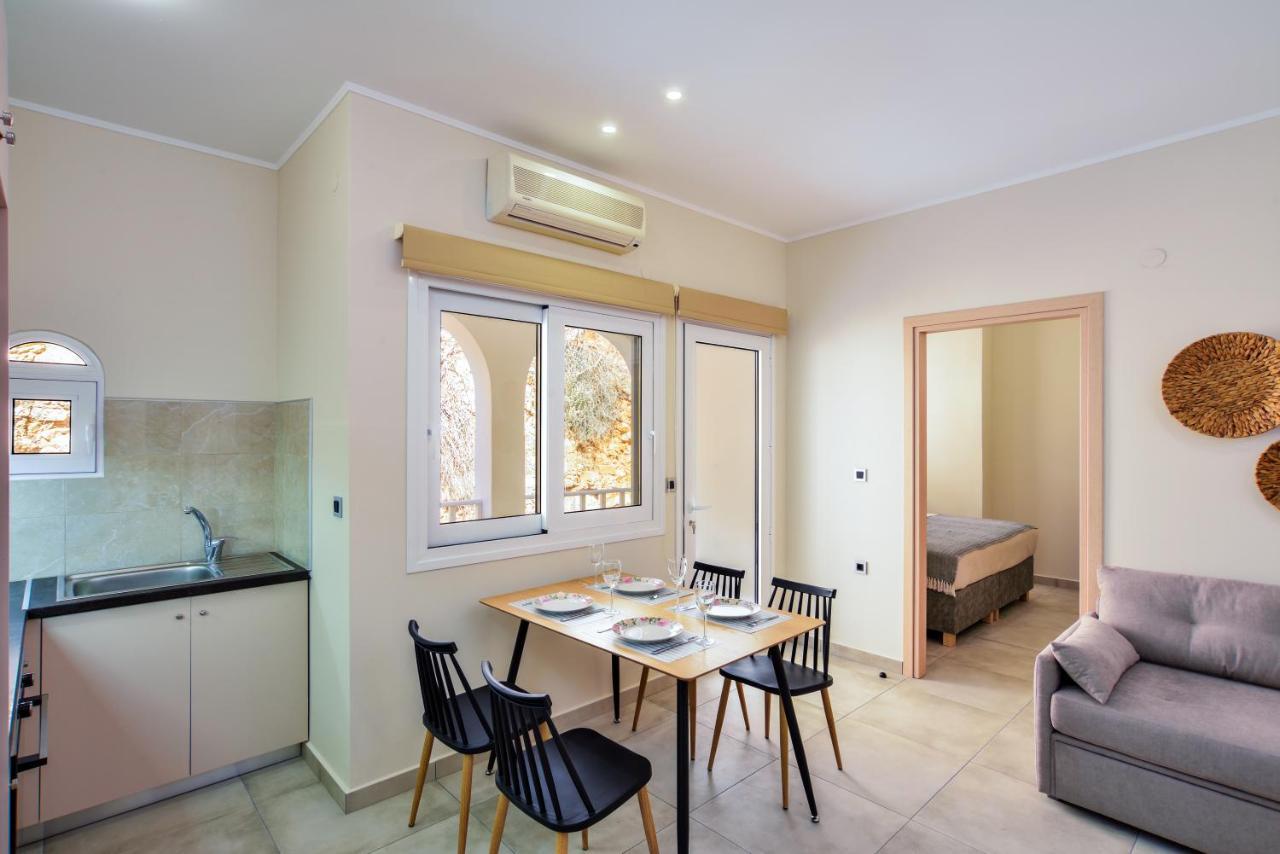 Ilingas Mare Aparthotel Khóra Sfakíon Buitenkant foto